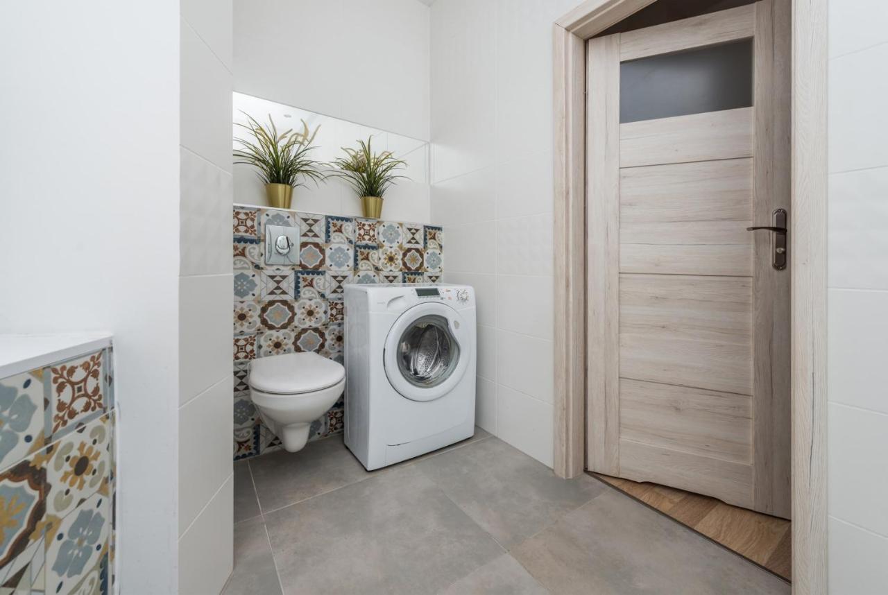 Hello Apartments City Center Of Old Town 3 Bedrooms Art & View 그단스크 외부 사진